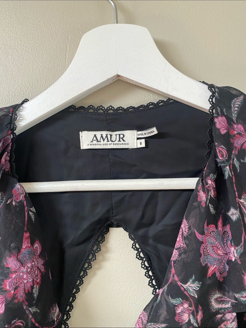 Amur Black Pink Floral Organic Silk Ruffled Dress Size 8 - Picture 4 of 10